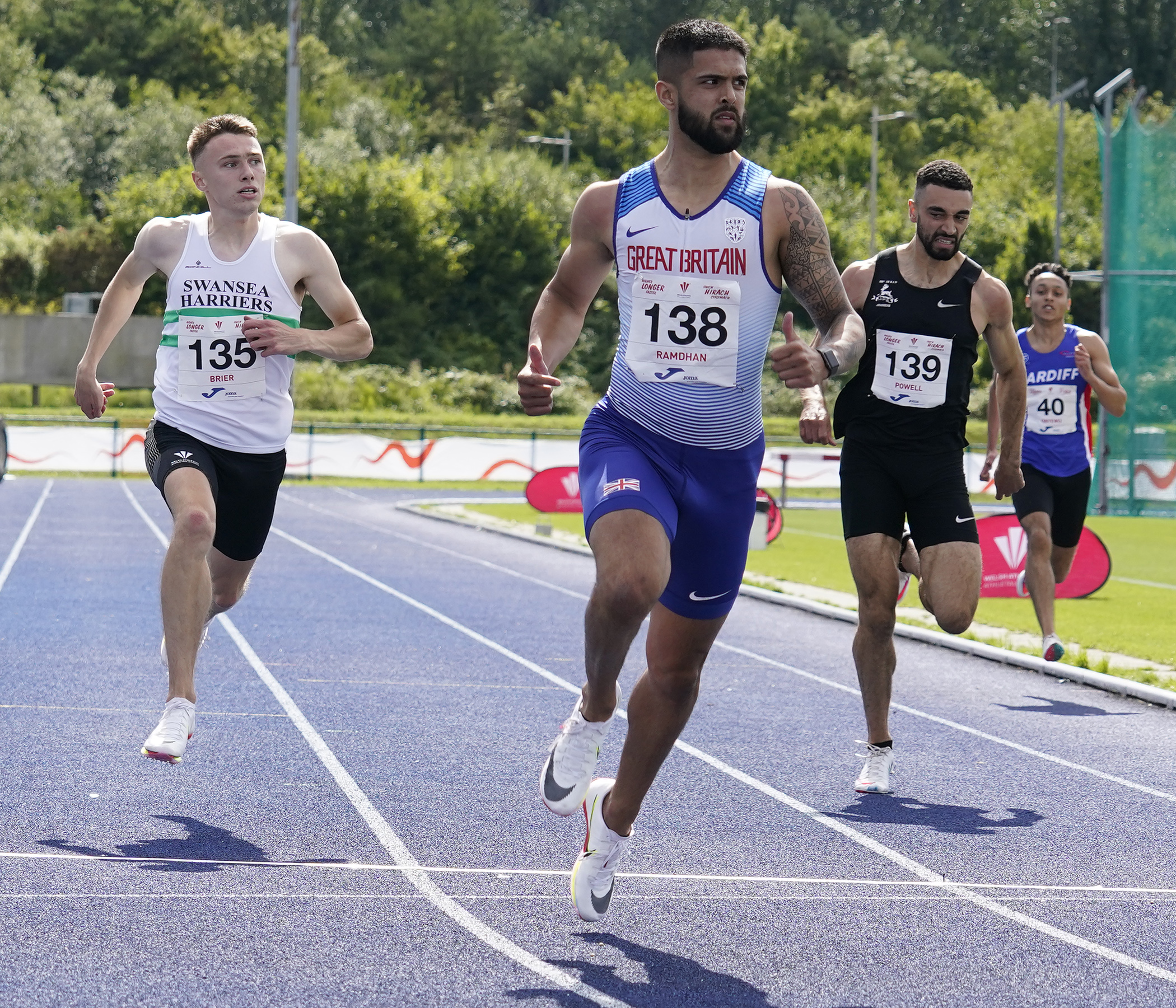 Tommy Ramdhan wins 200m